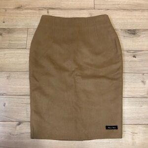 Women’s Sol. Hand Made Camel Tan Pencil Skirt size 2